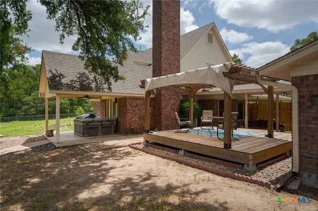 $379,900 | 310 County Road 3080, Lampasas, TX 76550