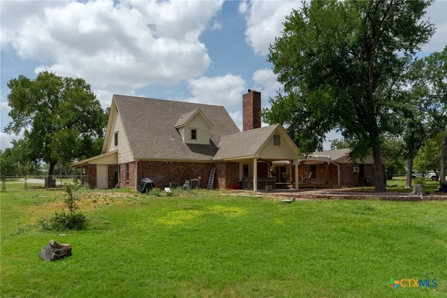 $379,900 | 310 County Road 3080, Lampasas, TX 76550