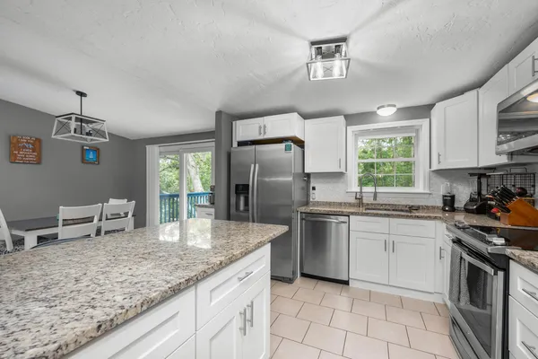 $650,000 | 17 Colony Avenue, Buzzards Bay, MA 02532