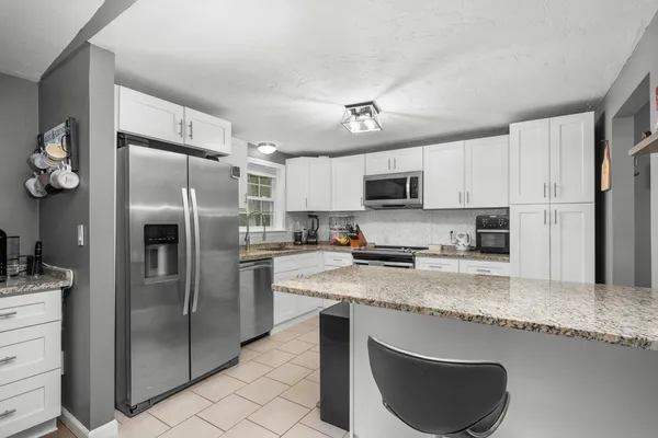 $650,000 | 17 Colony Avenue, Buzzards Bay, MA 02532
