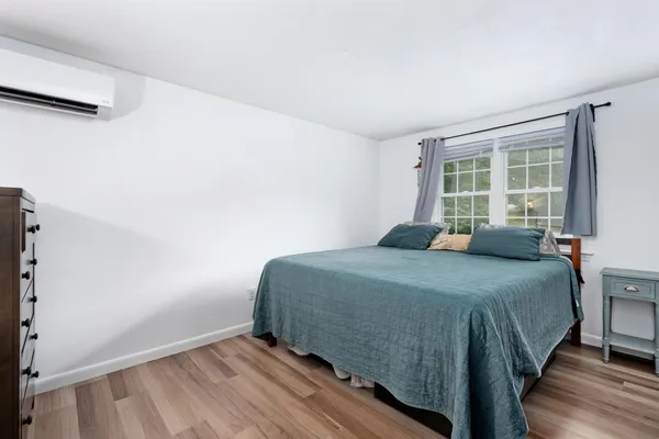 $650,000 | 17 Colony Avenue, Buzzards Bay, MA 02532