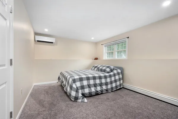 $650,000 | 17 Colony Avenue, Buzzards Bay, MA 02532