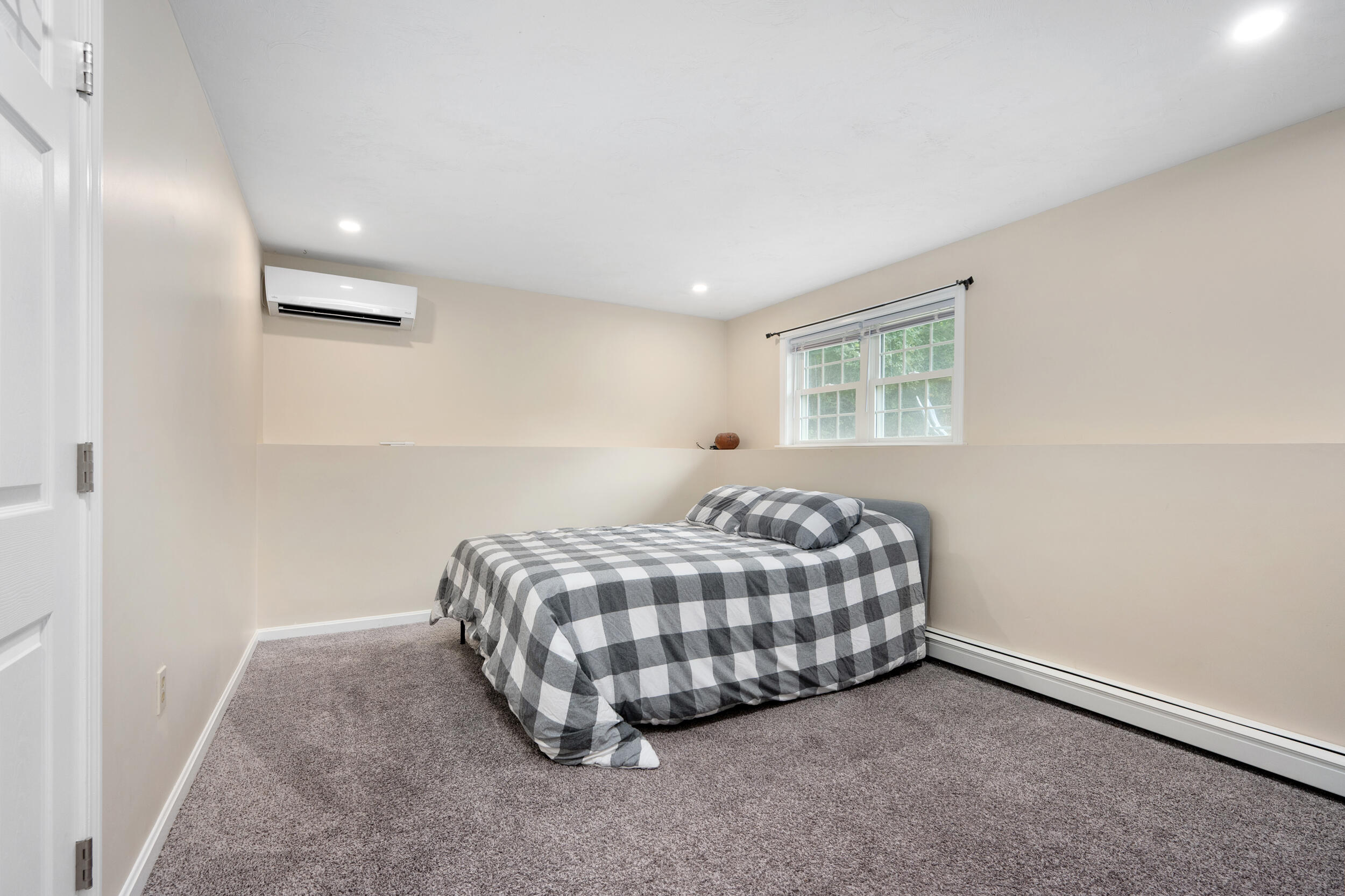 17 Colony Avenue Buzzards Bay, MA 02532 - Photo 26 of 40 30_copy of dsc_5877