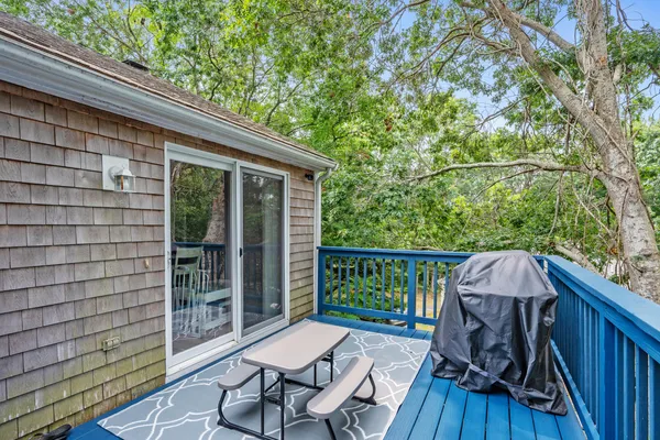 $650,000 | 17 Colony Avenue, Buzzards Bay, MA 02532