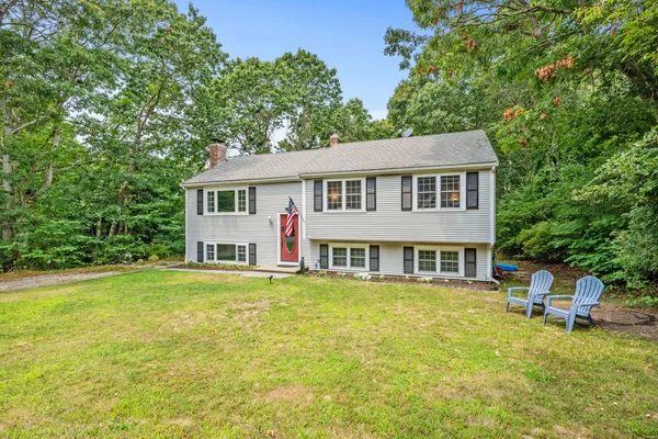 $650,000 | 17 Colony Avenue, Buzzards Bay, MA 02532