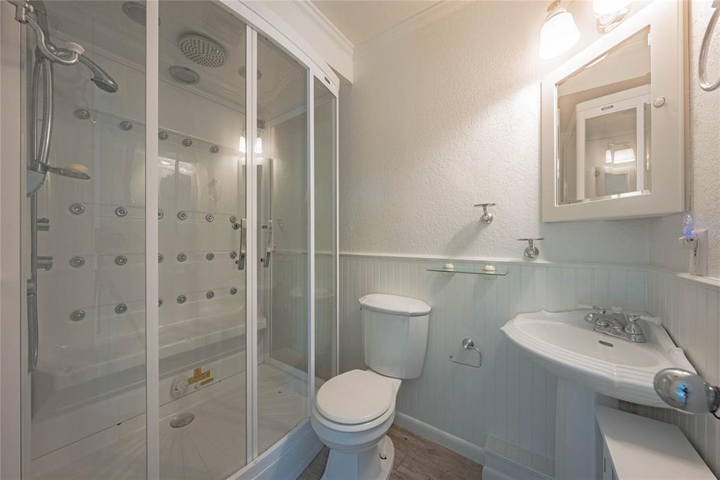 316 Oak Lane Tool, TX 75143 - Photo 11 of 17