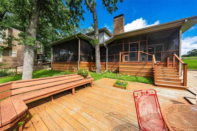 $599,000 | 316 Oak Lane, Tool, TX 75143