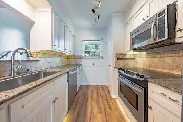 $599,000 | 316 Oak Lane, Tool, TX 75143