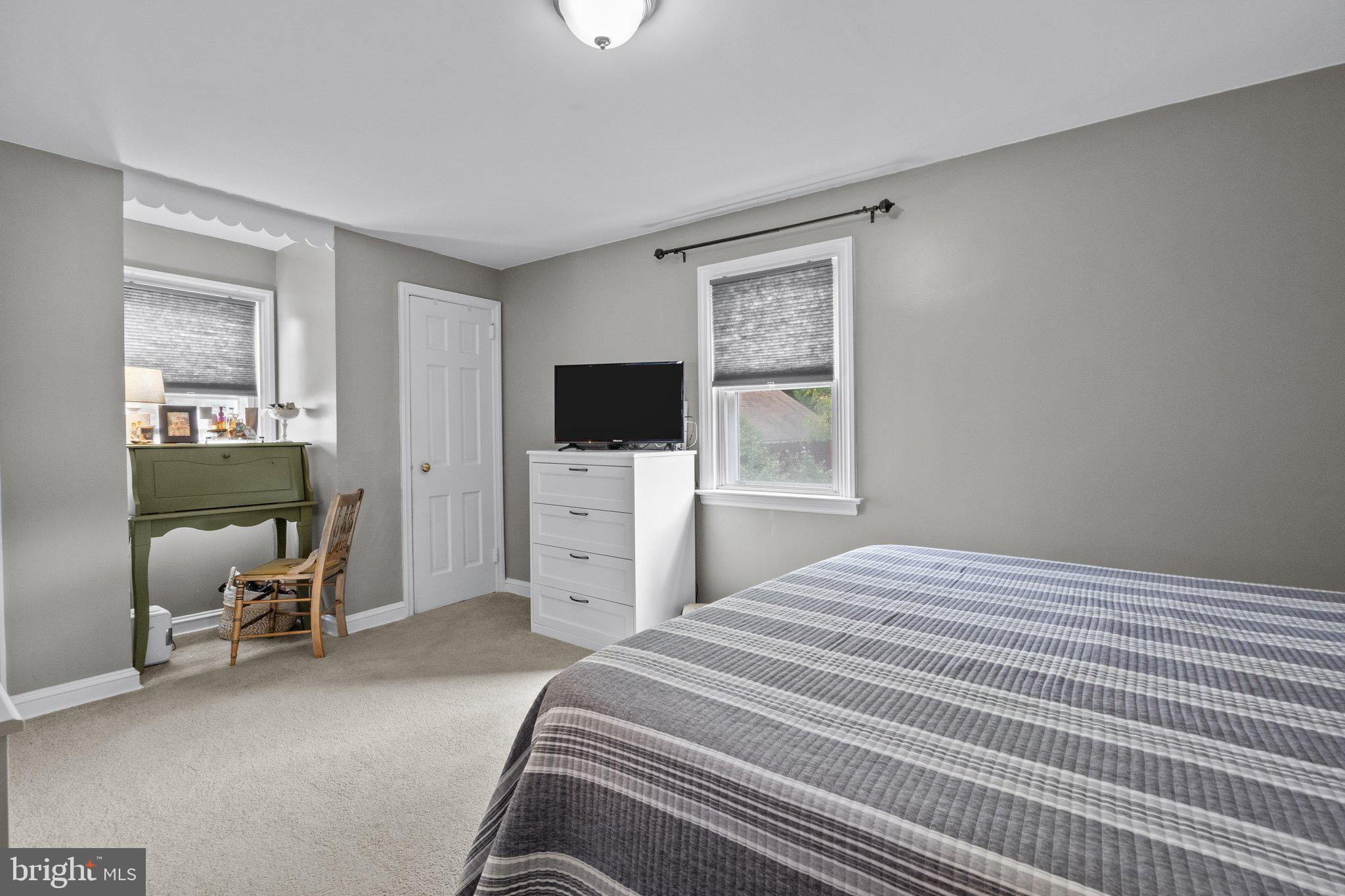 1449 Steel Road Havertown, PA 19083 - Photo 12 of 26