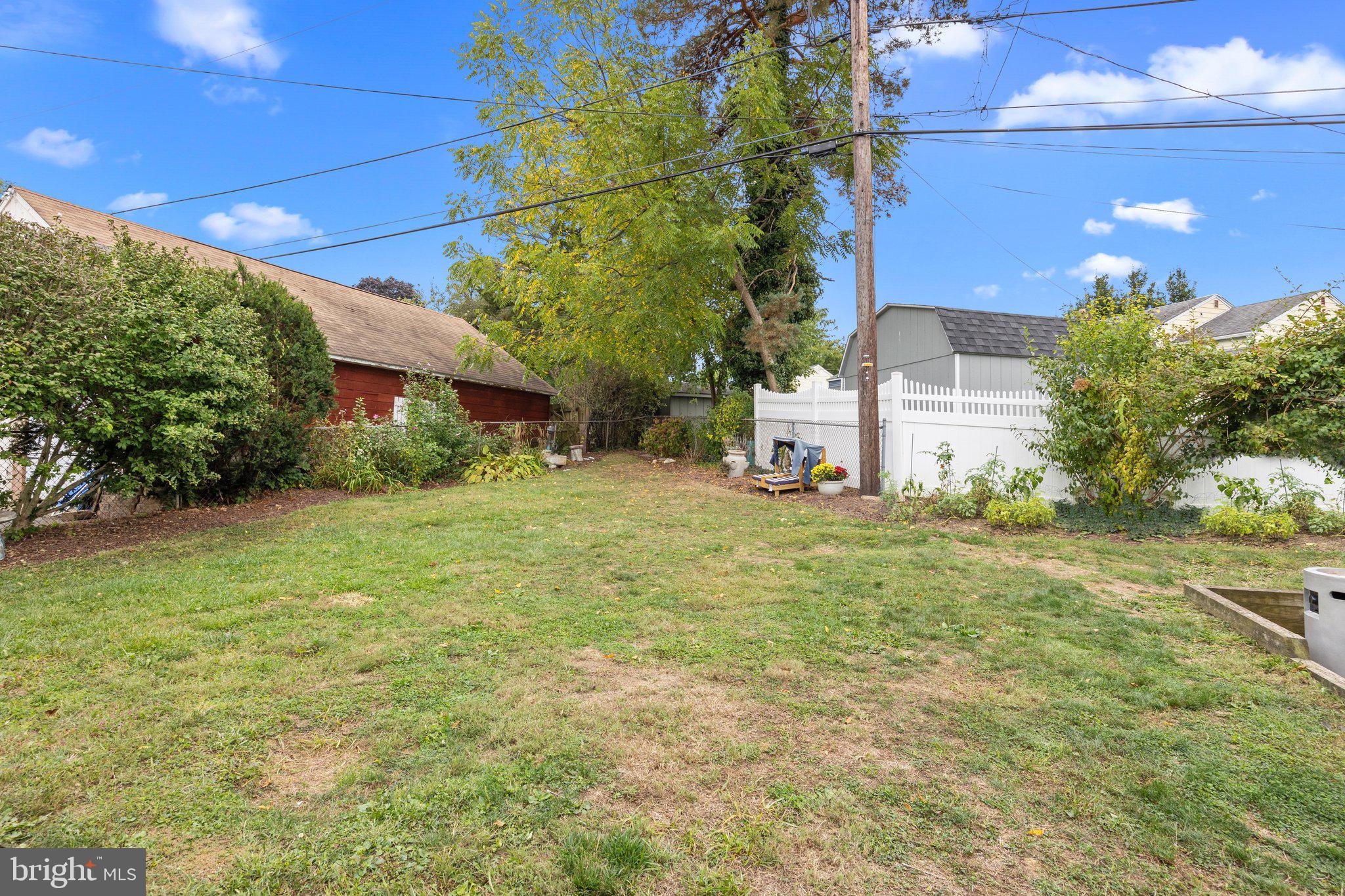 1449 Steel Road Havertown, PA 19083 - Photo 21 of 26