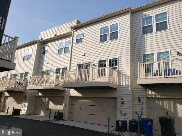 5315 Davis Point Lane Greenbelt, MD 20770 - Photo 14 of 15 Back