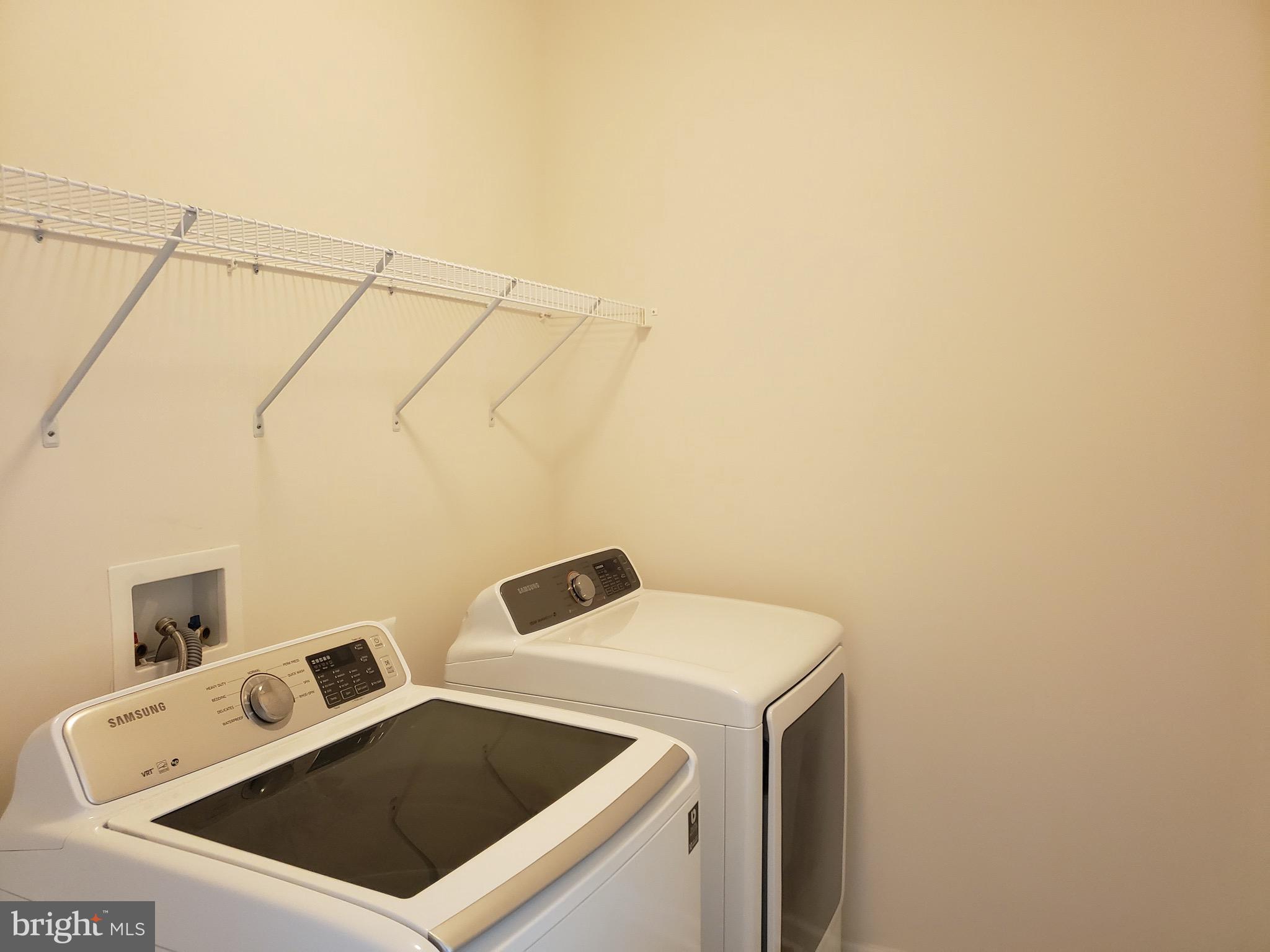 5315 Davis Point Lane Greenbelt, MD 20770 - Photo 15 of 15 Laundry room