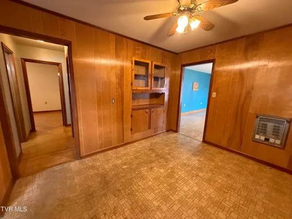 $186,000 | 617 East Barton Ridge Road, Greeneville, TN 37745