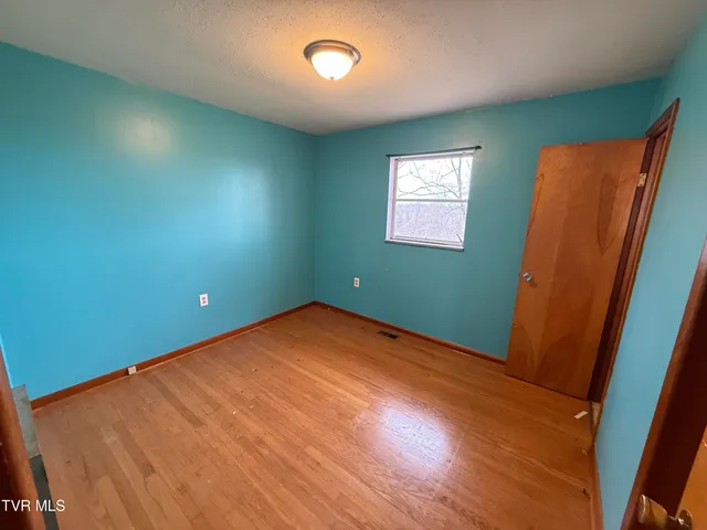 $175,000 | 617 East Barton Ridge Road, Greeneville, TN 37745