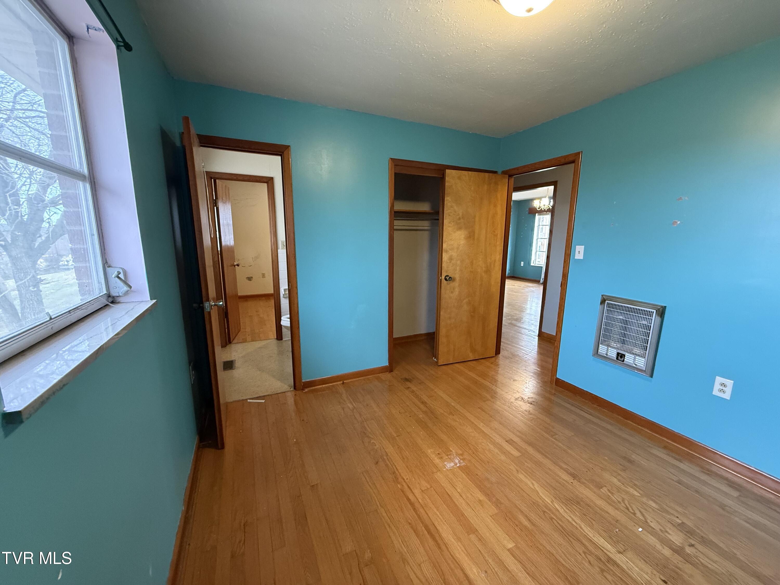 617 East Barton Ridge Road Greeneville, TN 37745 - Photo 17 of 28 IMG_2668