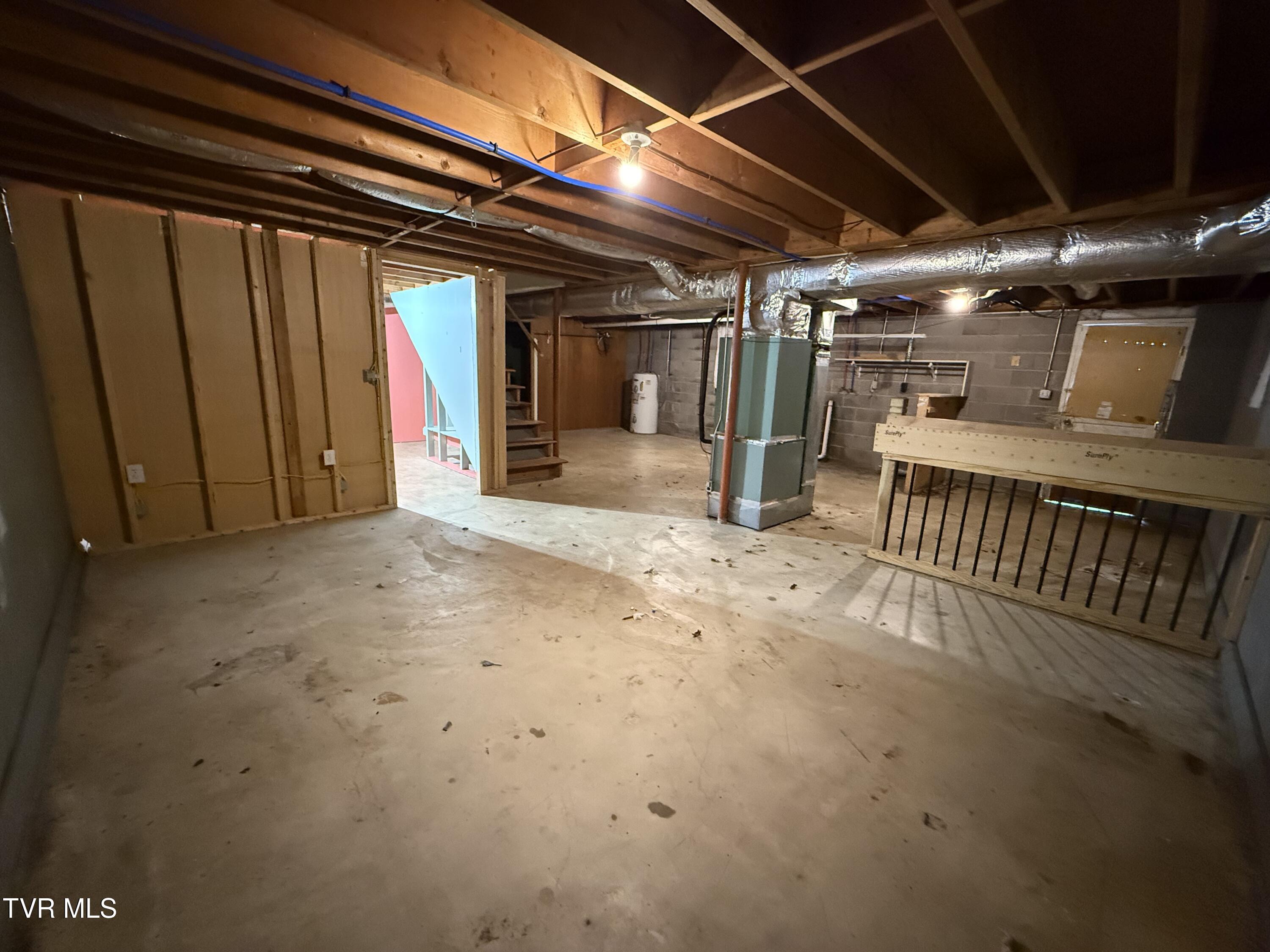 617 East Barton Ridge Road Greeneville, TN 37745 - Photo 22 of 28 IMG_2673