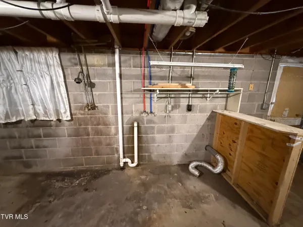 $186,000 | 617 East Barton Ridge Road, Greeneville, TN 37745