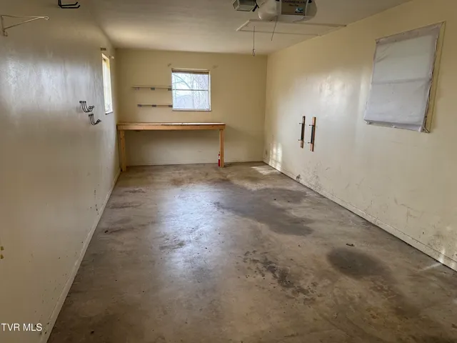 $175,000 | 617 East Barton Ridge Road, Greeneville, TN 37745