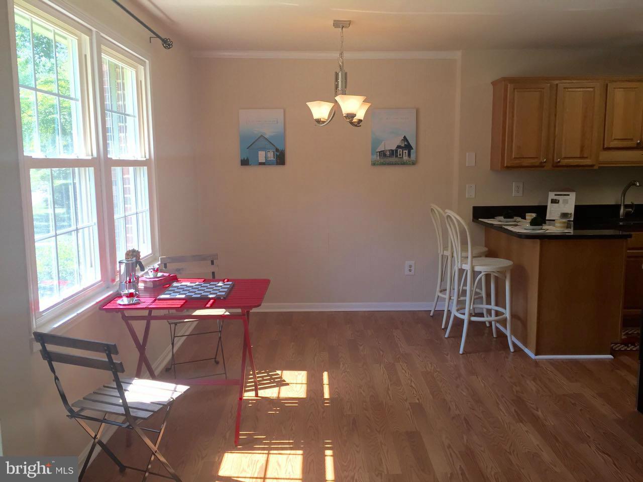 9130 Conservation Way Springfield, VA 22153 - Photo 5 of 30 Family Room