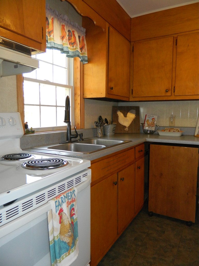 19029 Monroe Road Meadowview, VA 24361 - Photo 13 of 75 Gallery Image 13