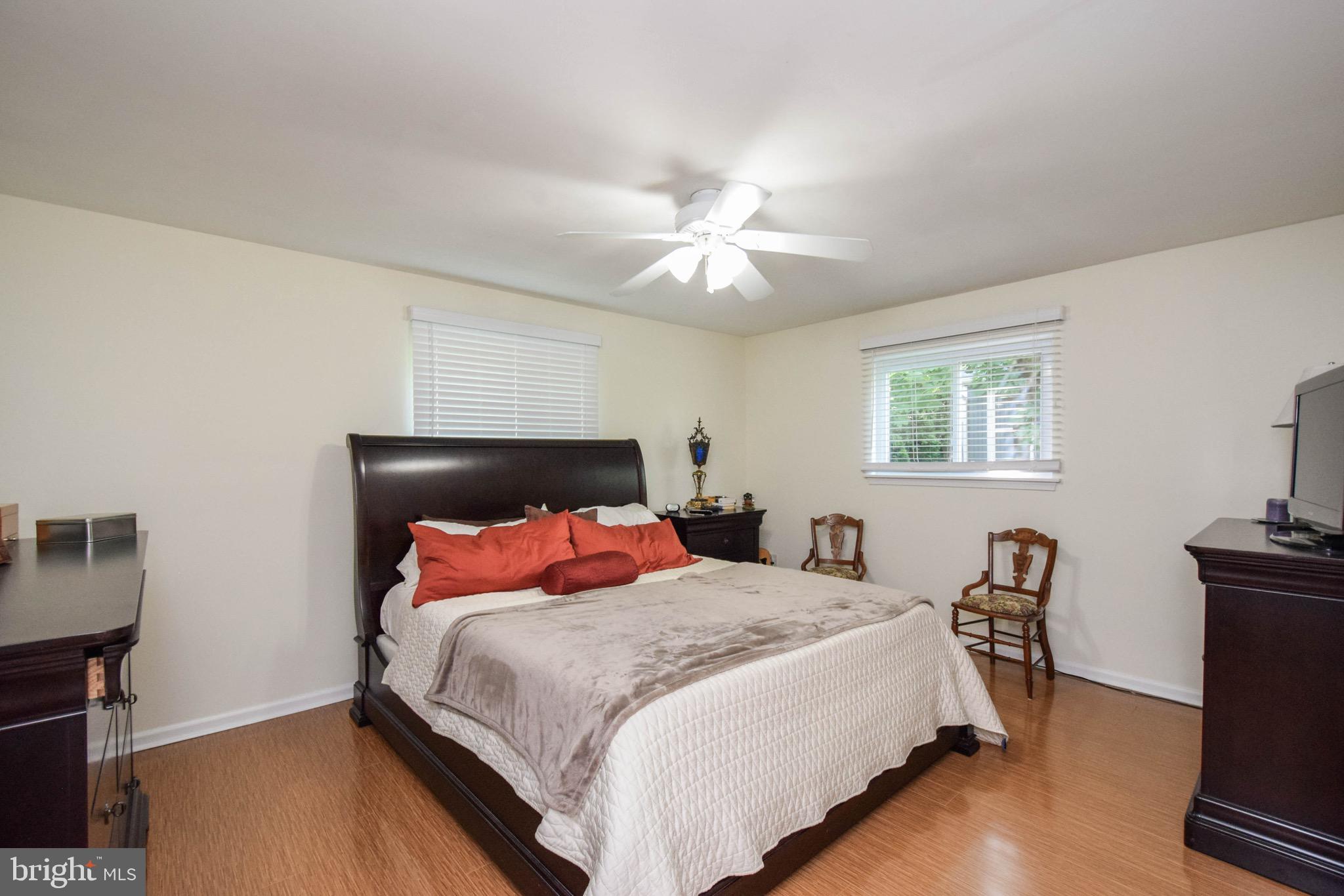 1104 Russell Road Willow Grove, PA 19090 - Photo 10 of 27 Gallery Image 10