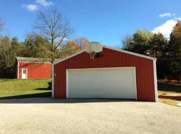 576 North Gordon Road Scottville, MI 49454 - Photo 2 of 30 IMG_1674