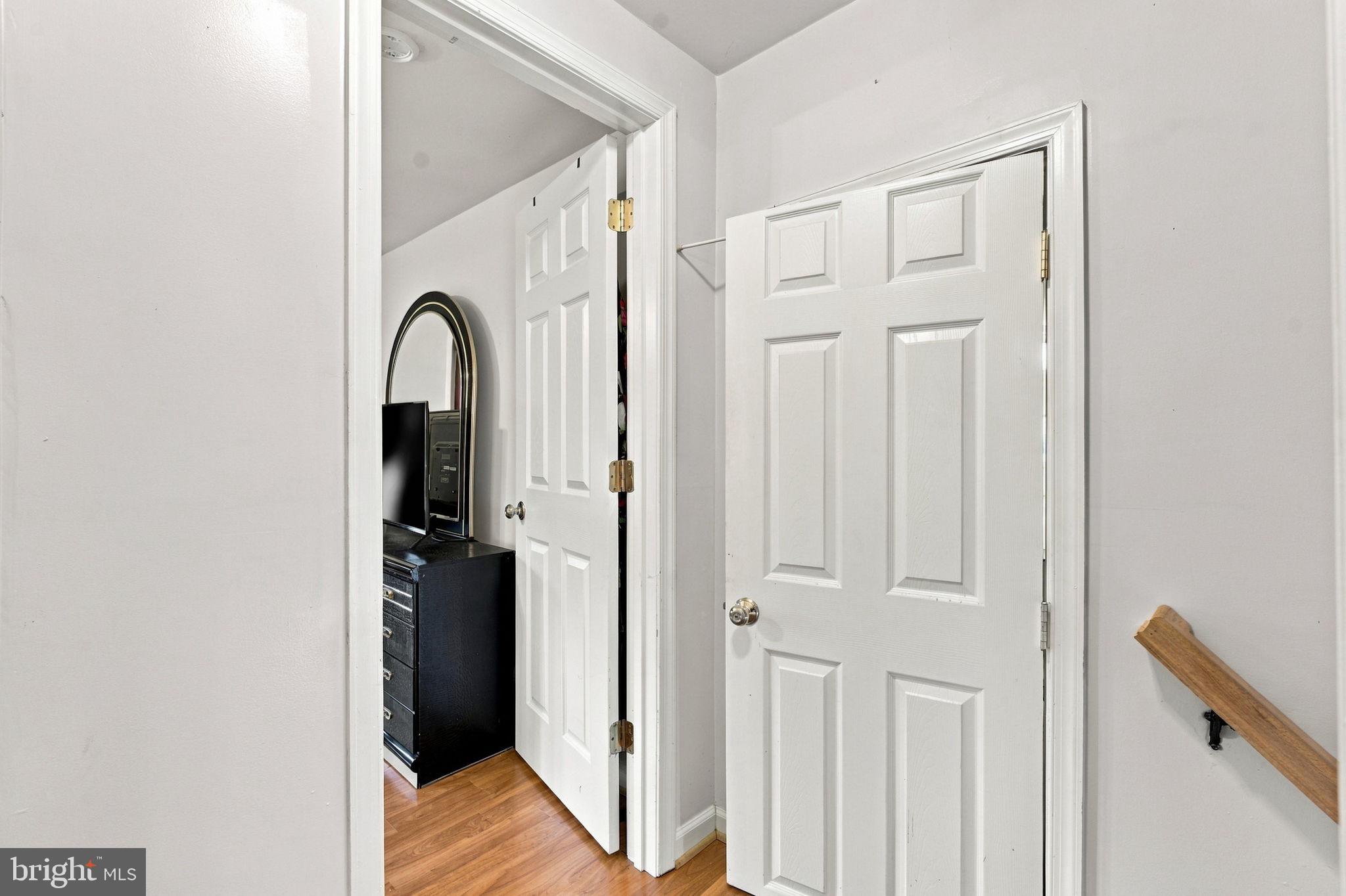 11317 Scotts Mill Road Culpeper, VA 22701 - Photo 21 of 46 Upstairs hallway