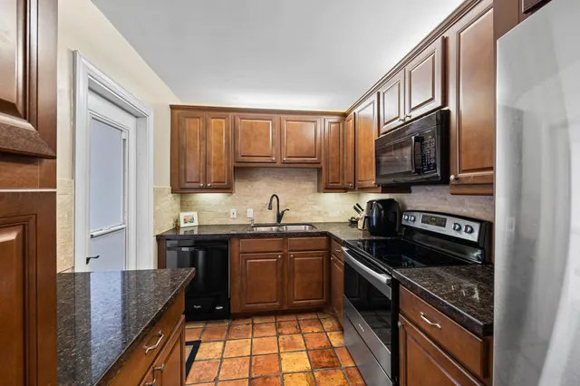 $499,000 | 225 South Beach Road, Unit 102, Tequesta, FL 33469