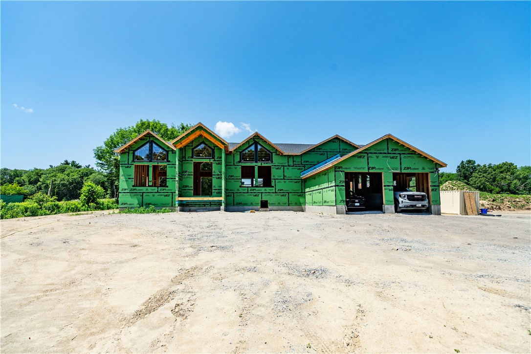 1499 Pippin Orchard Road Cranston, RI 02921 - Photo 2 of 13