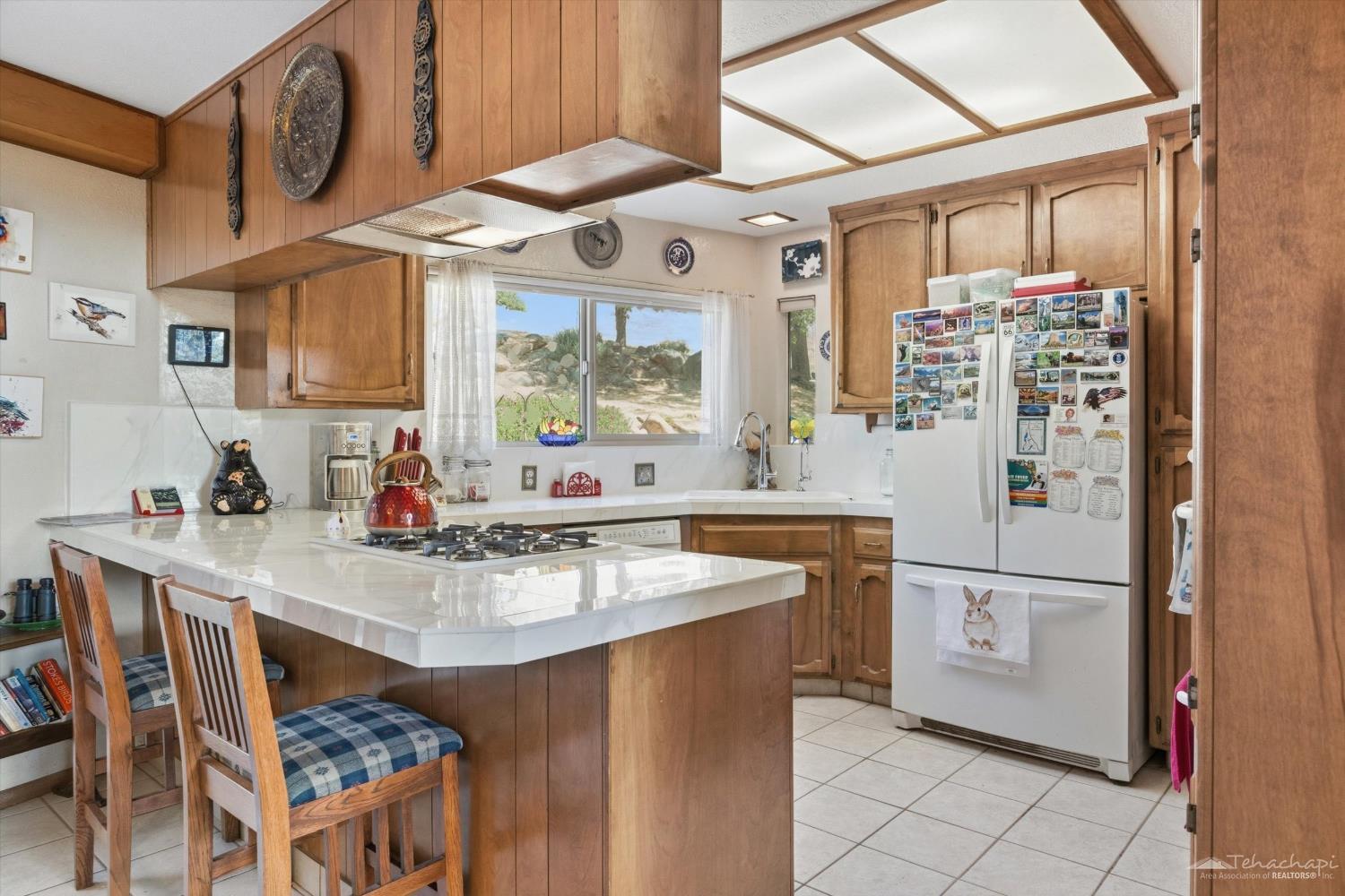 25981 Bear Valley Road Tehachapi, CA 93561 - Photo 13 of 37 Gallery Image 13