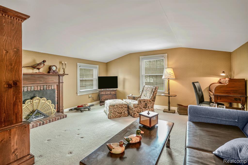 4304 Lapeer Road Burton, MI 48509 - Photo 26 of 49 Gallery Image 26