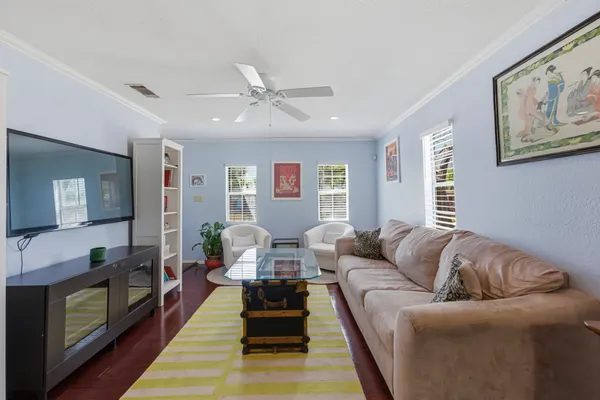 $399,000 | 916 East 49th Street, Austin, TX 78751