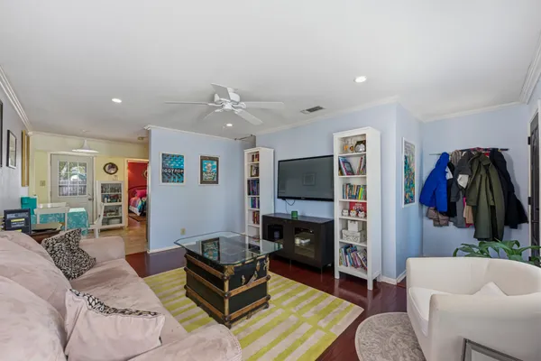 $399,000 | 916 East 49th Street, Austin, TX 78751