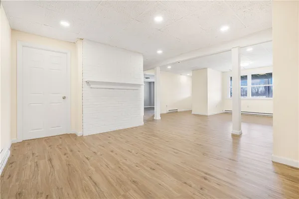 $1,900 | 3421 Pawtucket Avenue, Unit 2, East Providence, RI 02915