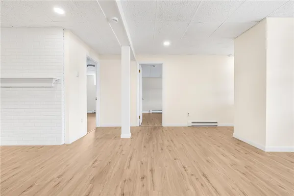 $1,900 | 3421 Pawtucket Avenue, Unit 2, East Providence, RI 02915