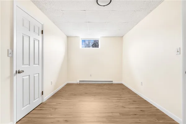 $1,900 | 3421 Pawtucket Avenue, Unit 2, East Providence, RI 02915