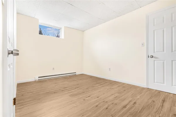 $1,900 | 3421 Pawtucket Avenue, Unit 2, East Providence, RI 02915