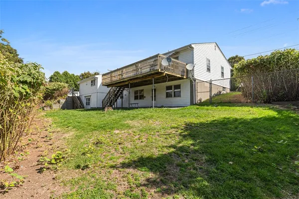 $1,900 | 3421 Pawtucket Avenue, Unit 2, East Providence, RI 02915