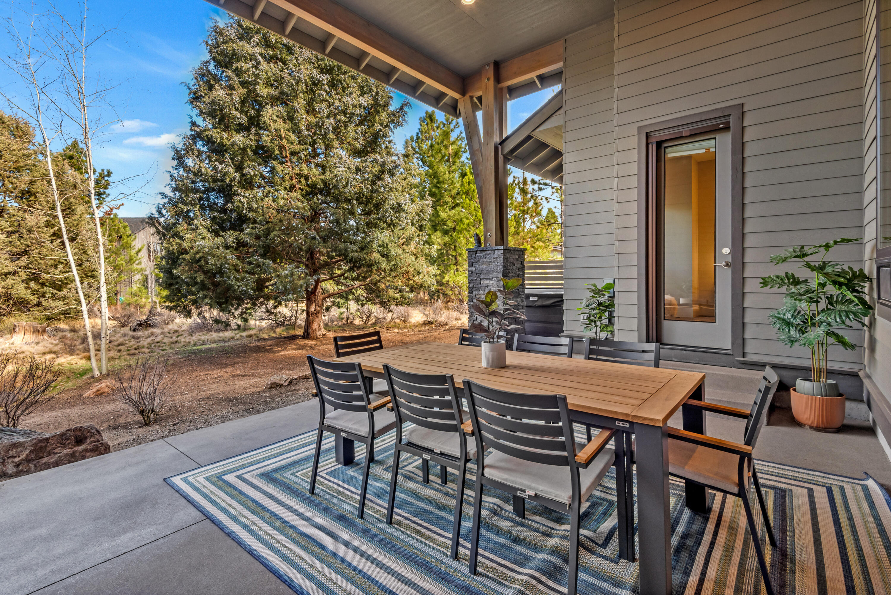 61475 Meeks Trail Bend, OR 97702 - Photo 32 of 35 32
