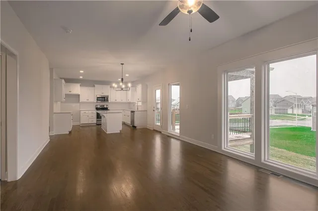 $429,900 | 1200 Noah's Lane, Kearney, MO 64060