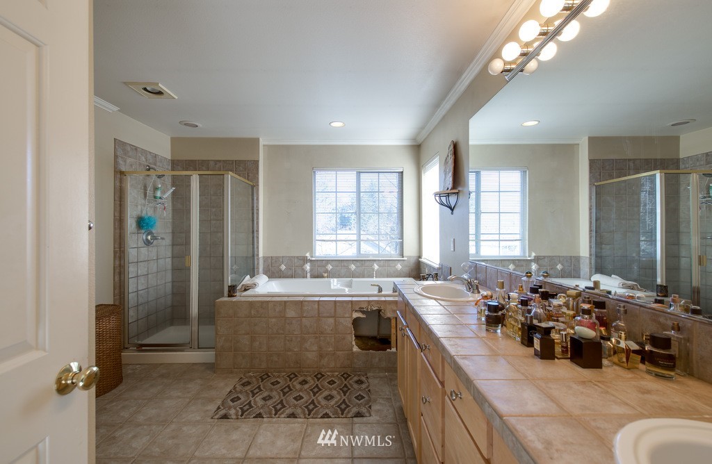 23910 30th Drive Southeast Bothell, WA 98021 - Photo 16 of 25