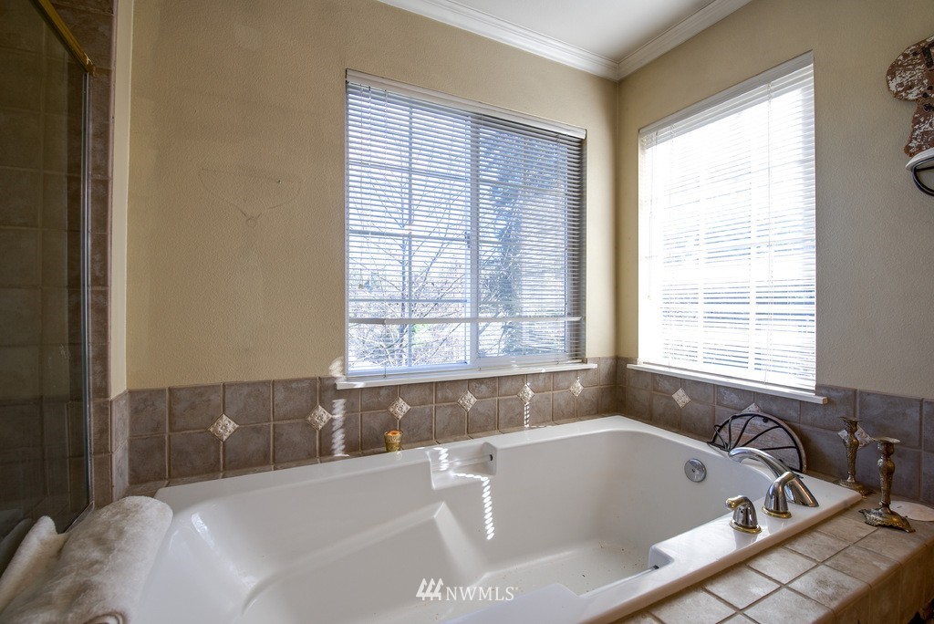 23910 30th Drive Southeast Bothell, WA 98021 - Photo 17 of 25