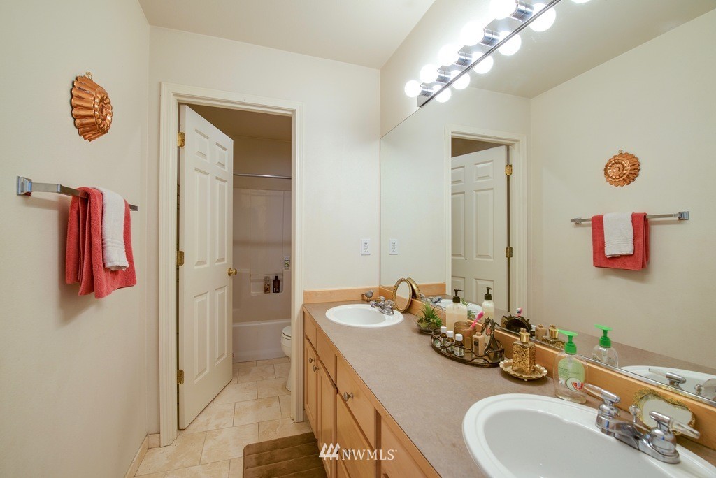 23910 30th Drive Southeast Bothell, WA 98021 - Photo 19 of 25