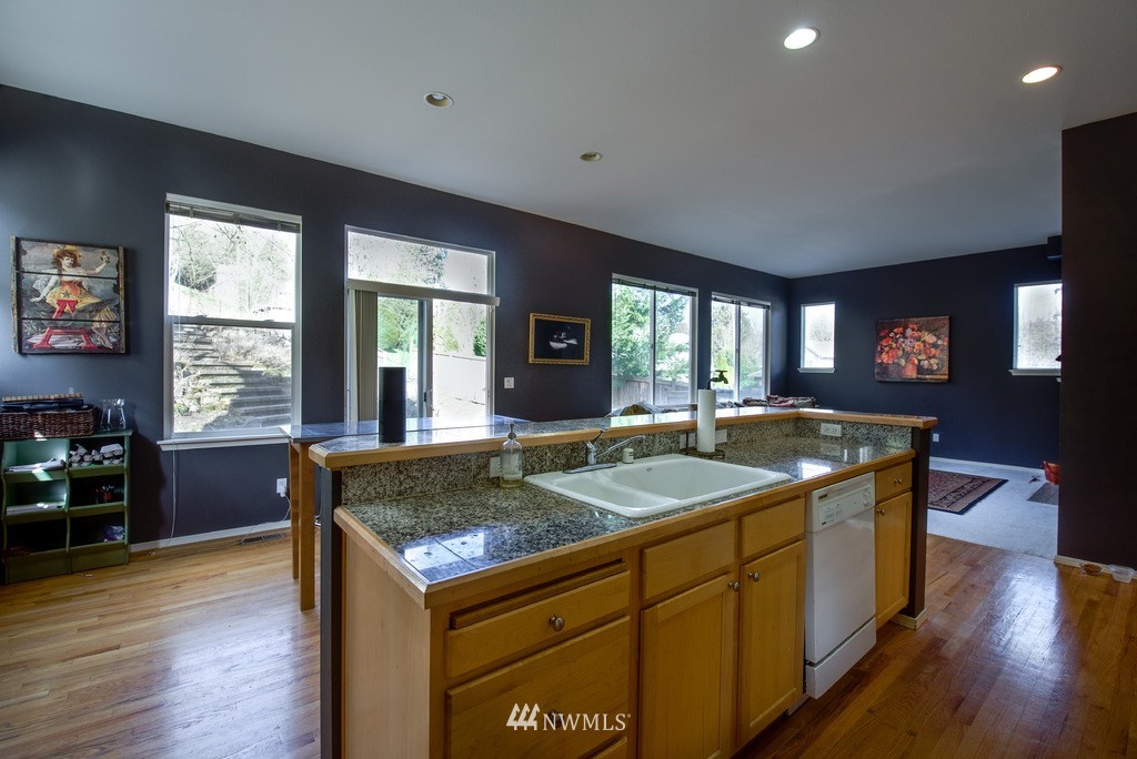 23910 30th Drive Southeast Bothell, WA 98021 - Photo 7 of 25