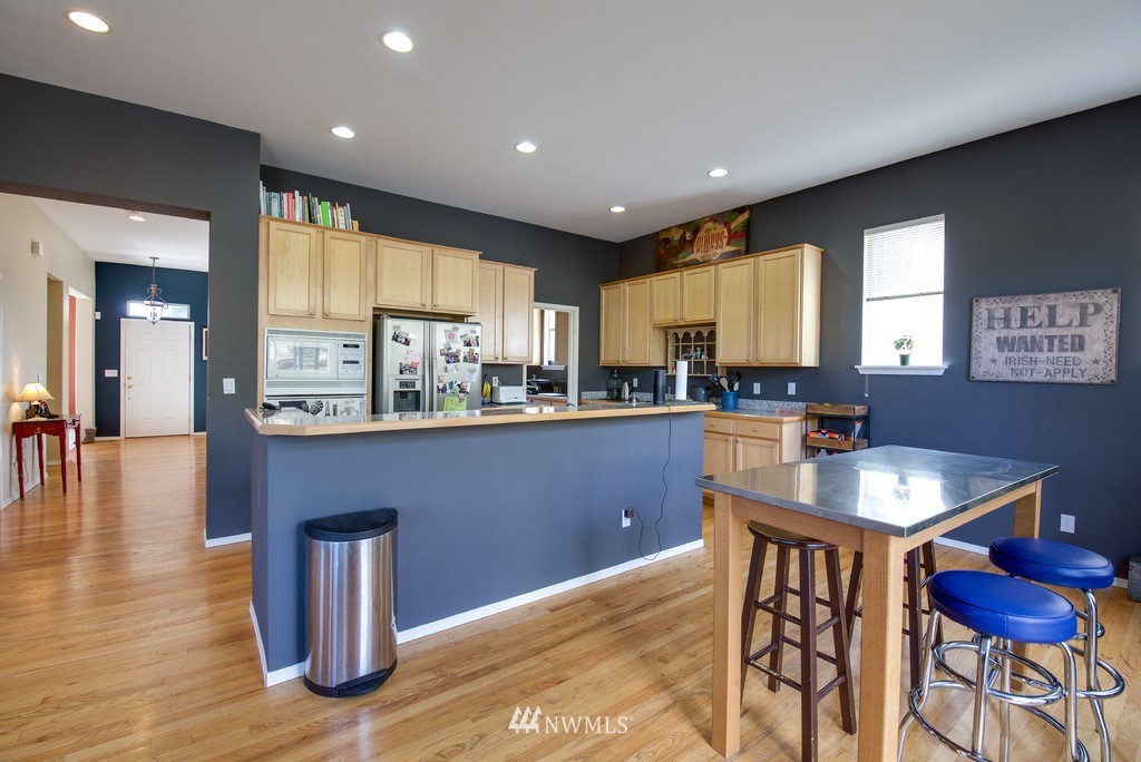 23910 30th Drive Southeast Bothell, WA 98021 - Photo 8 of 25