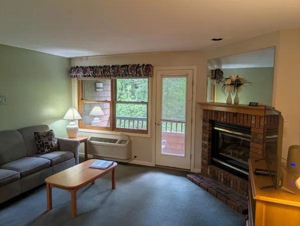 $33,900 | 156 Deer Park Drive, Unit 135A, North Woodstock, NH 03262