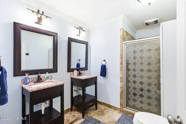 $260,000 | 235 Oak Street, Wallace, NC 28466