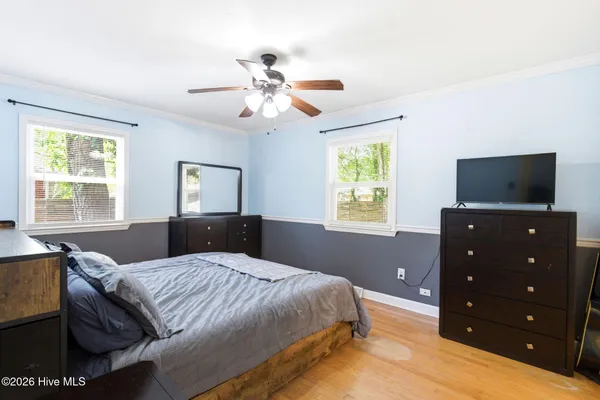 $260,000 | 235 Oak Street, Wallace, NC 28466