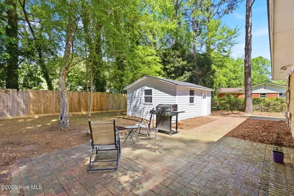 $260,000 | 235 Oak Street, Wallace, NC 28466