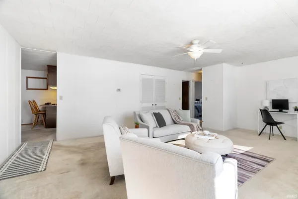 $157,777 | 204 Armory Road, Delphi, IN 46923